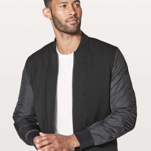 Lululemon About-Face Bomber Black Men's